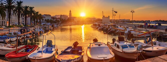 Trip Croatia beliebte Urlaubsziele an der Adria - Urlaub an der Adria – eine gute Wahl - So Nah – So Gut – So viel Meer Sechs bezaubernde Länder bewerben sich, mit einer unglaublichen Vielfalt an landschaftlicher und kultureller Schönheit, um die Gunst der Urlauber. Von jedem der fünf Länder präsentieren wir das Beste für einen gelungen unvergesslichen Urlaub. Genießen Sie die Fülle der köstlichen Aromen und regionalen Spezialitäten, degustieren Sie die exquisiten Weine und Liköre, schwelgen Sie im feurigen südländischen berauschenden Dolce Vita. Das adriatische Meer erstreckt sich zwischen der Apennin-Halbinsel und der Balkan-Halbinsel. Viele der an der Oberen Adria liegenden, charmanten reizvollen Badeorte sind europaweit, einige sogar weltweit bekannt. Auf der italienischen Seite: Triest, Bari, Venedig, Ravenna, Rimini, Jesolo, Caorle, Bibione, Grado, San Benedetto del Tronto, um nur einige zu nennen. Denn schon diese klingenden Namen zergehen einem auf der Zunge, und wir verspüren die unbändige Sehnsucht nach Auszeit. Die Strände sind weitläufig, flach und eignen sich hervorragend für Familien mit Kindern. Buddeln und Sandburgen bauen ist angesagt!